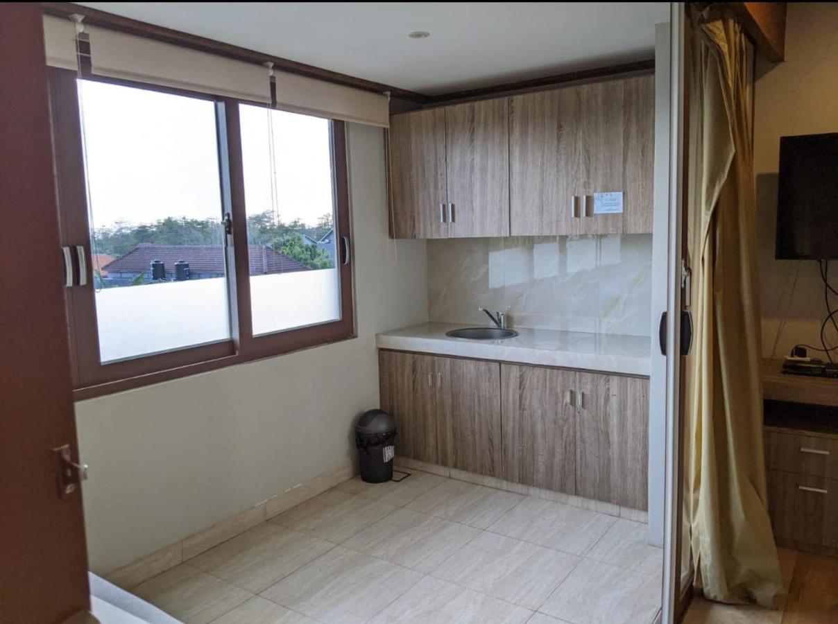 ジンバラン プリ サビナ ベッド＆ブレックファースト Bed & Breakfast エクステリア 写真