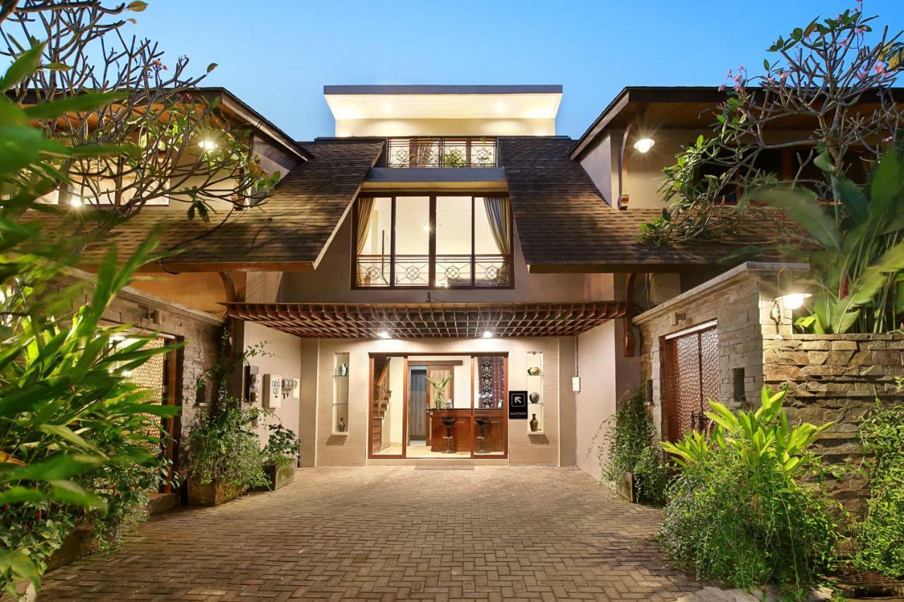 ジンバラン プリ サビナ ベッド＆ブレックファースト Bed & Breakfast エクステリア 写真