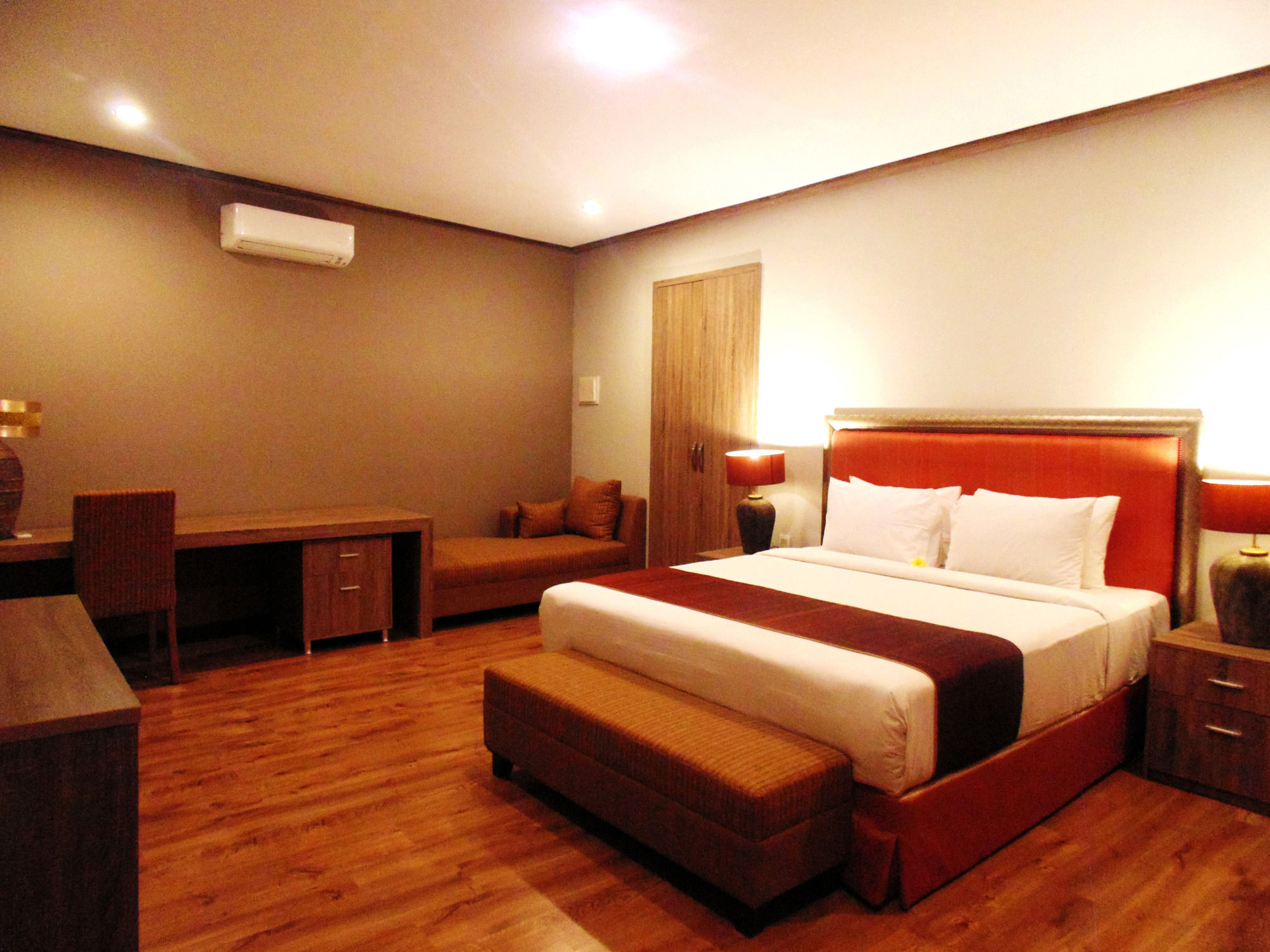 ジンバラン プリ サビナ ベッド＆ブレックファースト Bed & Breakfast エクステリア 写真